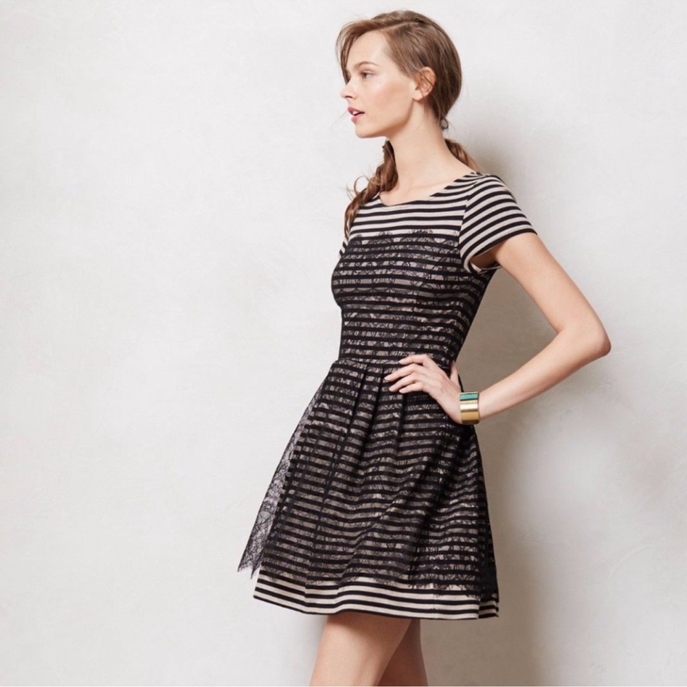 ANTHROPOLOGIE / BORDEAUX Black & Tan Striped Dress with Lace Overlay - Sz S